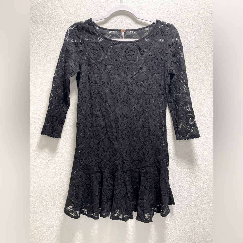 Free People Walking to the Sun Black Lace Mini Dress Sheer Ruffle Stretch Size 2